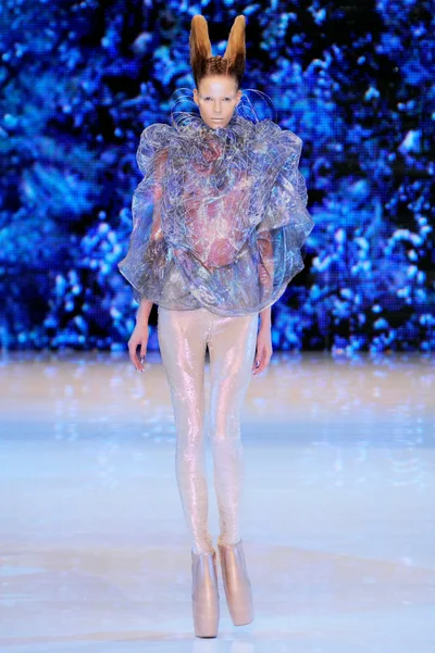 Look 42